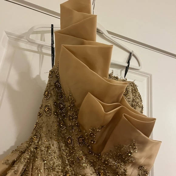 Maison Alexandrine couture gown size 2 runway pageant wedding dress beaded - Picture 2 of 10